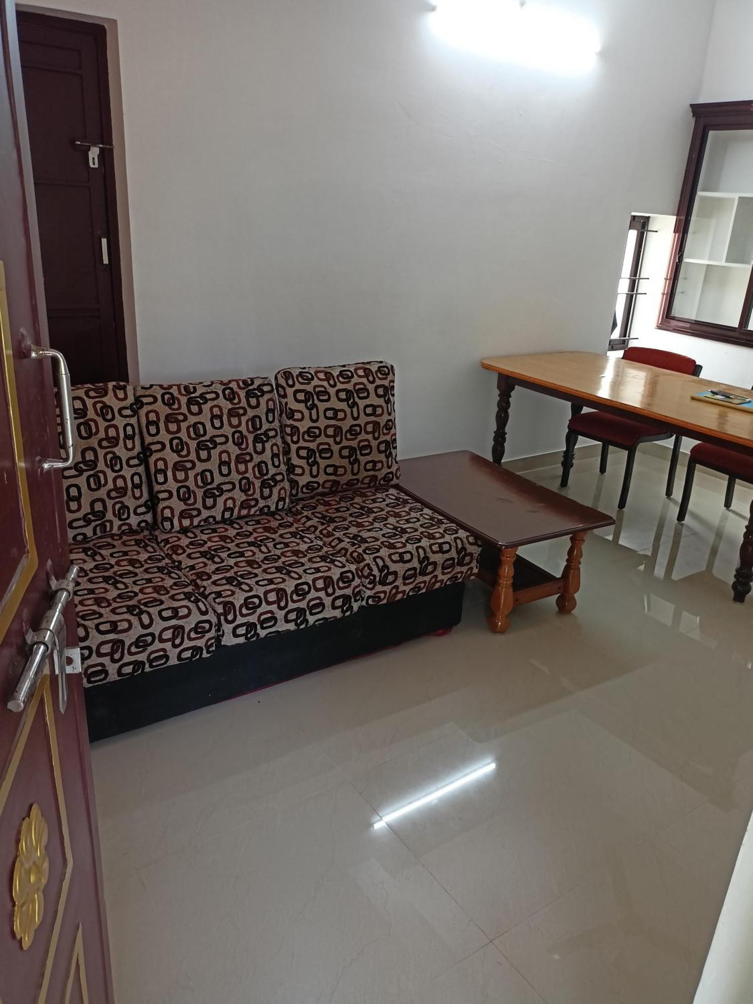 Space Villa Homestay Irimbranallur Εξωτερικό φωτογραφία